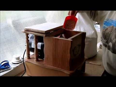 download lagu mp3 mp4 Deluxe Golden Grain Wheat Grinder, download lagu Deluxe Golden Grain Wheat Grinder gratis, unduh video klip Deluxe Golden Grain Wheat Grinder