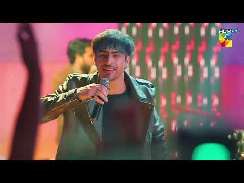 Yeh Famous Singer Kon Hai..? #dananeer #khushhalkhan - Muhabbat Gumshuda Meri - HUM TV