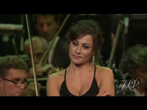 Quartetto Rigoletto - Bella figlia dell’amore | Orchestra Filarmonica Italiana by F.M. Carminati
