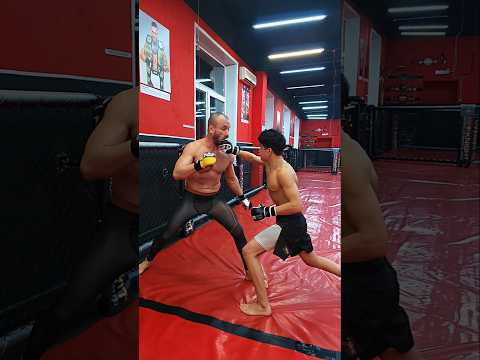 Вариант контр-атаки на джеб #mma #файтинг #fighter #fighter #киноактеры #киноактеры #champion