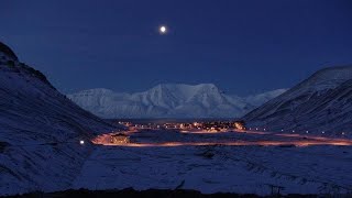 Ma è vero che ai Poli è buio per sei mesi all'anno