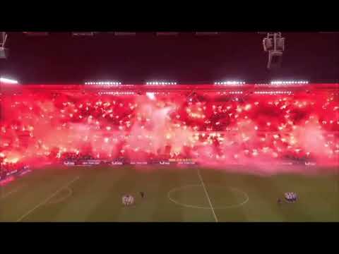 Legia Warszawa fans amazing pyro show