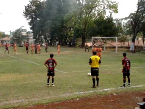 Gol do Moretto em cobrança de falta  - Atlético Londrinense 3x0 Laranja Mecânica 13/09/2012