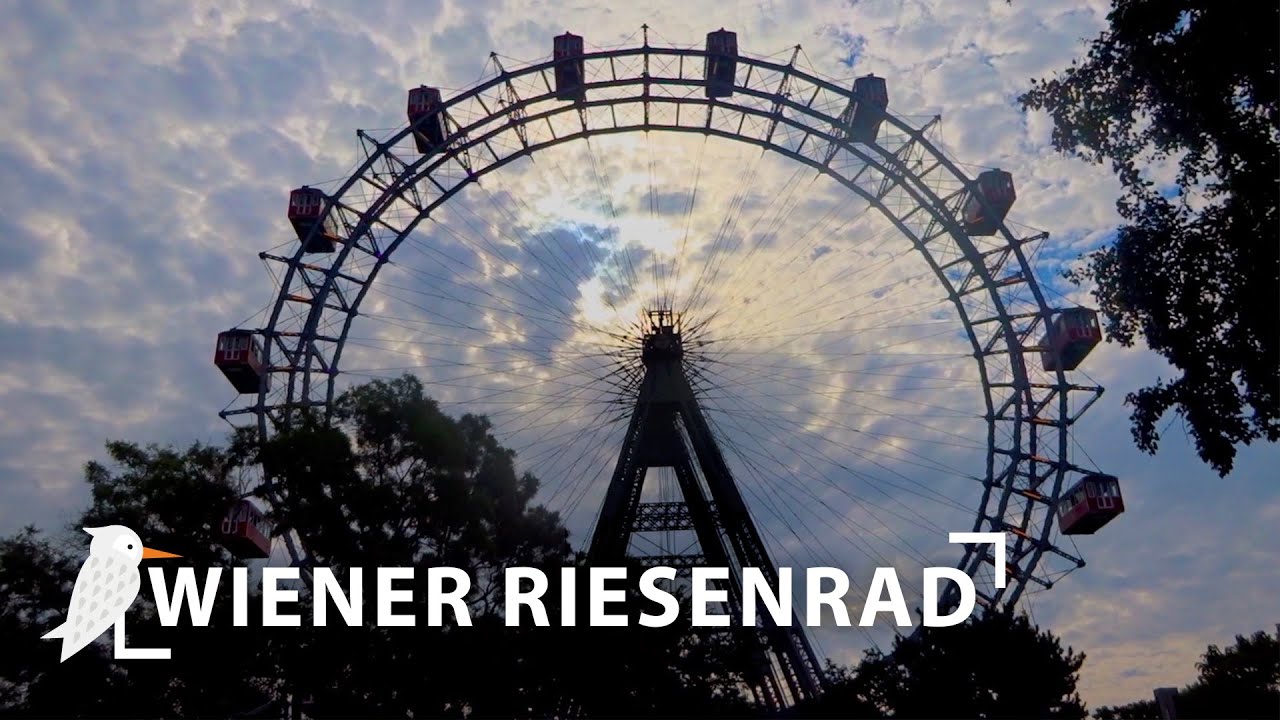 Experience a virtual Giant ferris wheel ride.