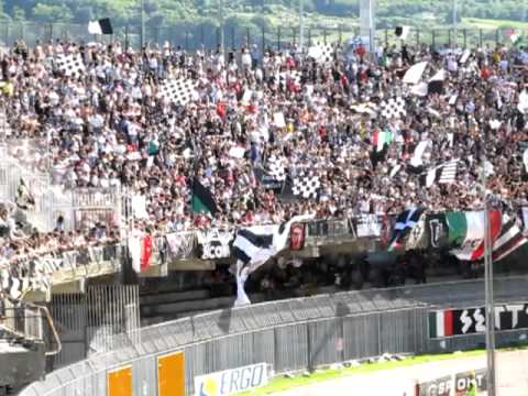 ASCOLI-TRIESTINA 3-0 - In attesa del fischio finale -42a g.ta serie B 2010-11