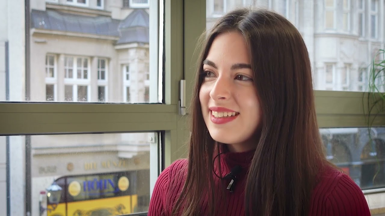Anakarina from Venezuela, studying BSc Business Management
