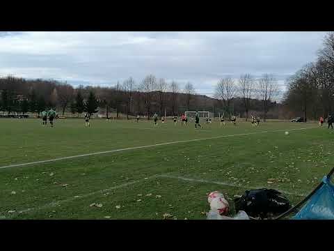 Seniorzy: LKS Lubatówka - Górnik Grabownica/ gol Rafała Żyłki