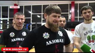 Руслан Чагаев и Лукас Браун провели открытую тренировку в Гудермесе