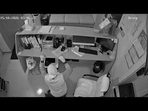 Юные грабители-эстеты хлопнули два медицинских центра. Real video