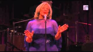 Patti Austin - How High The Moon