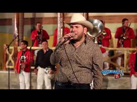 EL Fantasma Ft. Banda Los Populares Del Llano - La Vida De Rancho (En vivo)