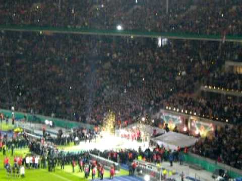 15.5.2010  Übergabe DFB-Pokal an FC Bayern München