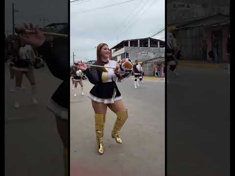 Bastoneras desfiles Chone Manabi Ecuador