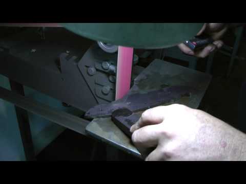 Knifemaker Workshop Tip #51 - Technique I use when profiling a blade on a belt grinder