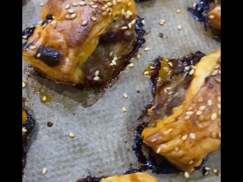 How to Make SUPER EASY Chorizo Sausage Rolls | Phoebakes
