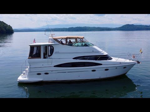 2002 Carver 466 Motor Yacht Video