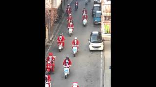 preview picture of video 'Babbo Natale in Vespa a Cisterna di Latina'