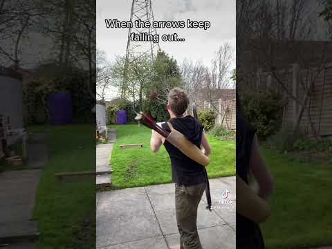 How to keep arrows in a back quiver