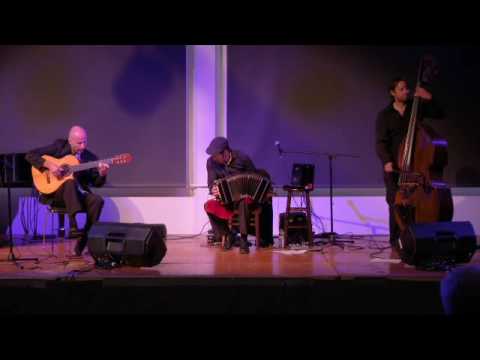 Duelo Criollo - Trio Garufa