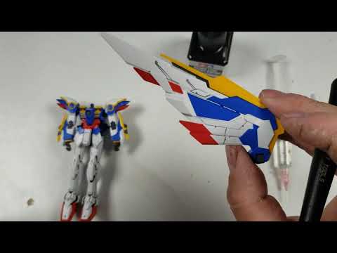 Panel lining using a fountain pen