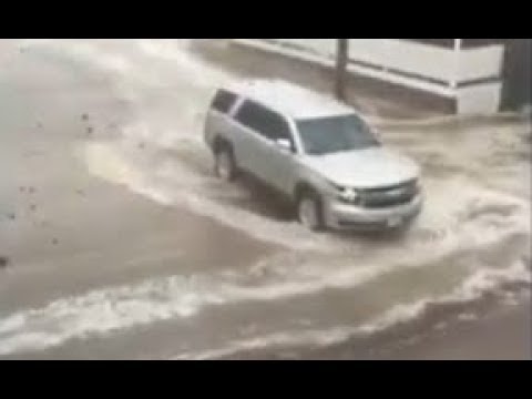 'Incredible' waves at hitting Oceanside Inn in Scituate