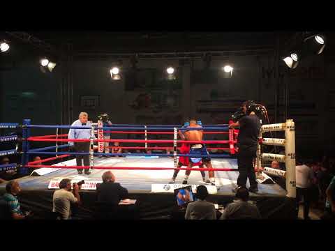 "El rayo" Ruiz Diaz vs "Chucky " Muñoz. 09/12/17.Rio IV. Round 1