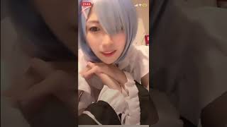 コスプレ配信のチラリ白 #パンチラ