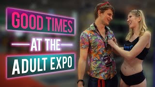 Picking Up Girls at Adult Expo (Toronto&#39;s eXXXotica)