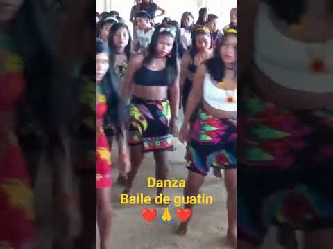 Danza,en el medio San Juan choco ❤️🙏❤️