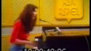 Kate Bush - Kashka From Baghdad (Live 1978)