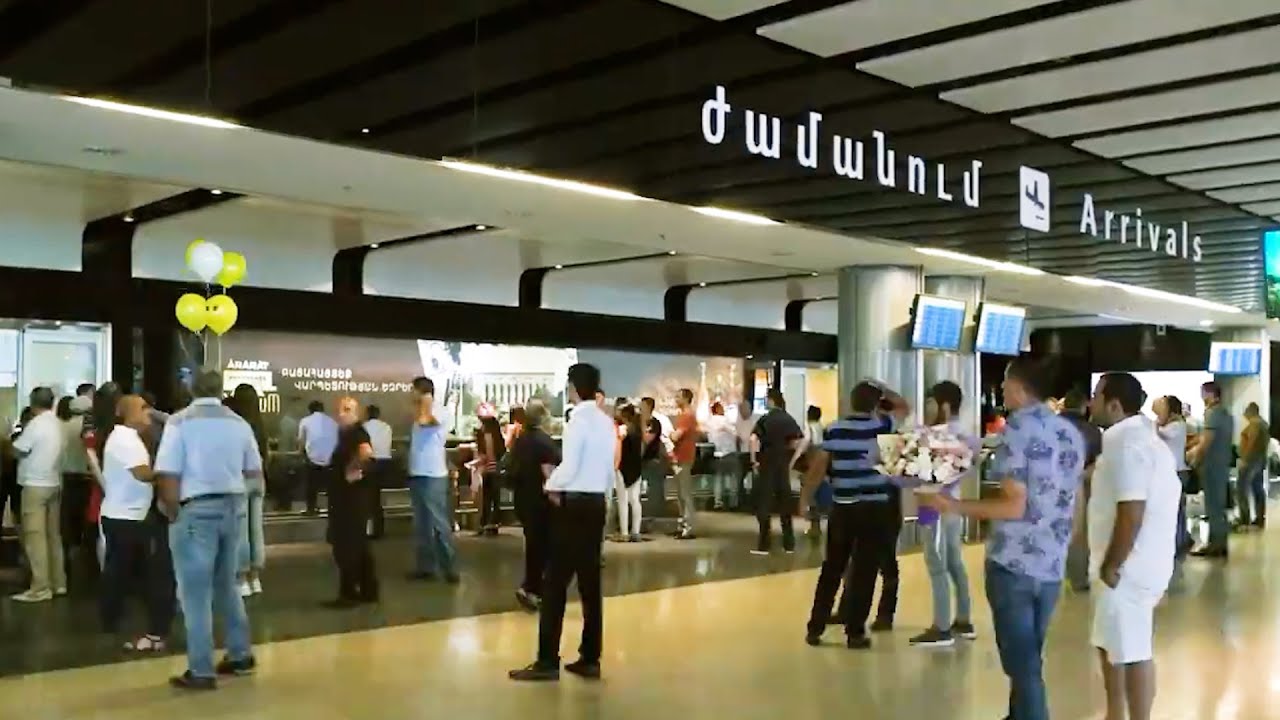 Մաքսայինի աշխատողները ստիպել են քաղաքացուն խմել ձեռքի հեղուկը` խմել է ու մահացել