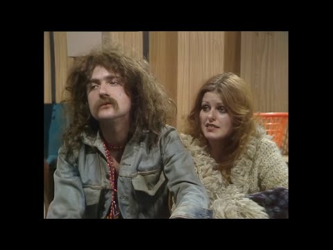 Billy Liar S1 5 - Billy and the Cornish Split (1080p)