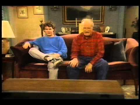 Family Album USA - Episode 6 - Thanksgiving Day