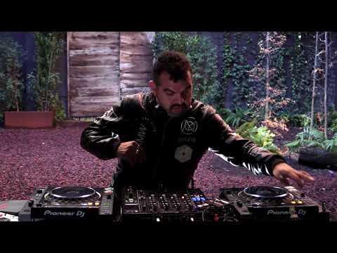 André Vicenzzo presents KARMA. Chapter One