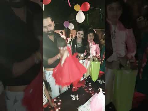 Miss NAVISHA BDDY 😘😘