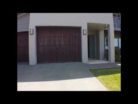 Houses for Rent in Auckland New Zealand 4BR/2BA by Auckland Property Management