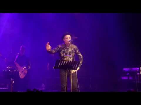 Radio 1 Bowie sessie Johannes Verschaeve (The Van Jets) Fame Live @ AB Brussel 09-01-2017