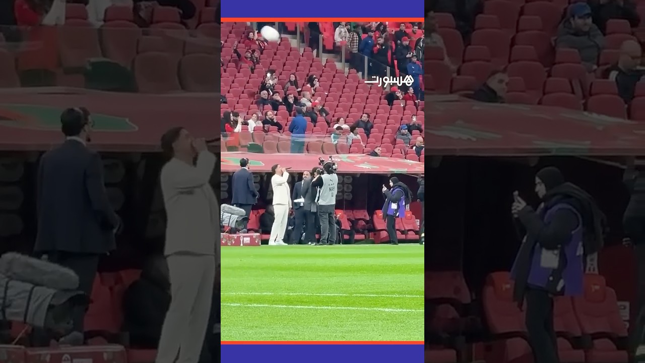 لارتيست يقدم التشكيلة وتفاعل كبير من الجماهير thumbnail