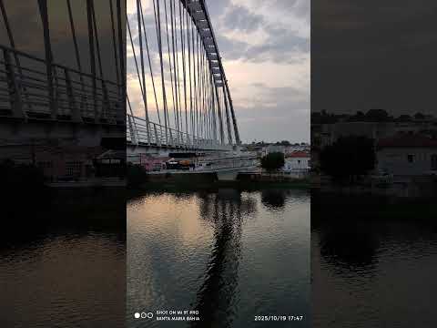 LINDA PASSARELA QUE LIGA SANTA MARIA DA VITÓRIA PARA SÃO FÉLIX DO CORIBE NA BAHIA