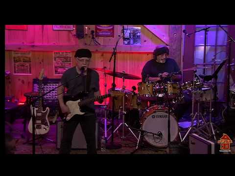Caravan | Phil Keaggy, Tony Levin, Jerry Marotta (The Bucket List Live at Daryl's House)