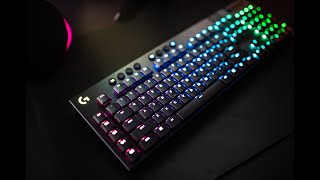 How To get YOUR LOGITECH G KEYBOARD TO LIGHT UP IN UNIQUE WAYS!