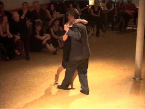  Tamara Juhan  and  Eduardo Masci  are  dancing  to  the  tango  "  Fuimos  "  by  Osvaldo Pugliese