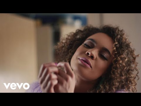 Andreya Triana Broke