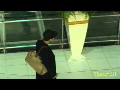 [Fancam] 130203 2PM - Wooyoung Jun.K Junho @Suvarnabhumi airport (inside the gate)