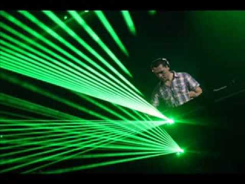 Steve Angelo vs Tiesto ft.Kay - Hard Knas is Coming Home (Tempell MashUP)