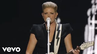 Dixie Chicks - Lubbock or Leave It (Live)