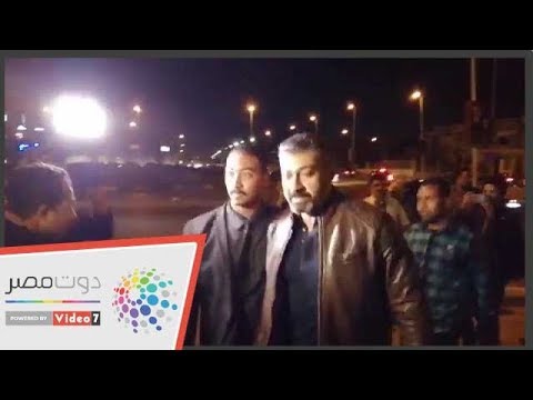 ياسر جلال وأحمد فهمي وفلوكس في عزاء محمود الجندي