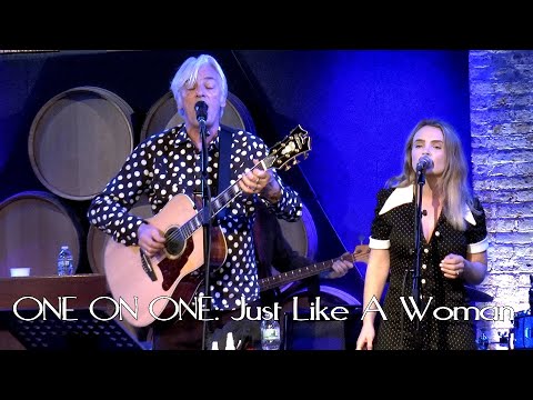 ONE ON ONE: Robyn Hitchcock & Emma Swift - Just Like A Woman City Winery, NYC 07/31/2019
