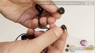 Video thumbnail for Philips In-Ear Headphones SHE8000 - Unboxing by www.geekshive.com by GeeksHive
