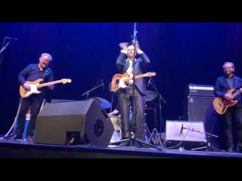 Agents & Vesa Haaja - Kaunis Nainen